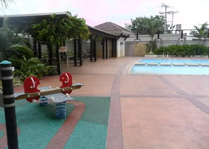Persimmon Tower 3 With Pool * Cebu